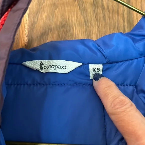 Women’s XS Cotopaxi Purple and Blue Hybrid Jacket with Hood - Picture 2 of 5